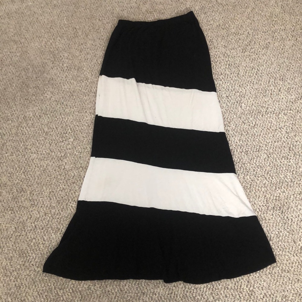 Long skirt